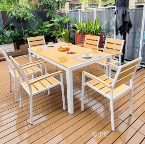 产品图片：家具企业馨宁居户外家具产品名称《户外桌椅》议价
